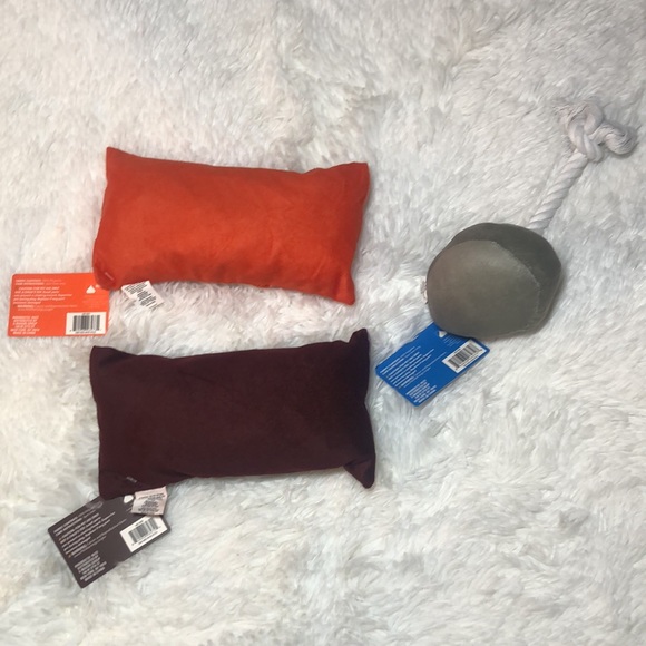 Dog 🐶 Plush Dog Toys Hershey’s, Reese’s Peanut Butter Cups & Hershey Kisses 💋 - Picture 5 of 5